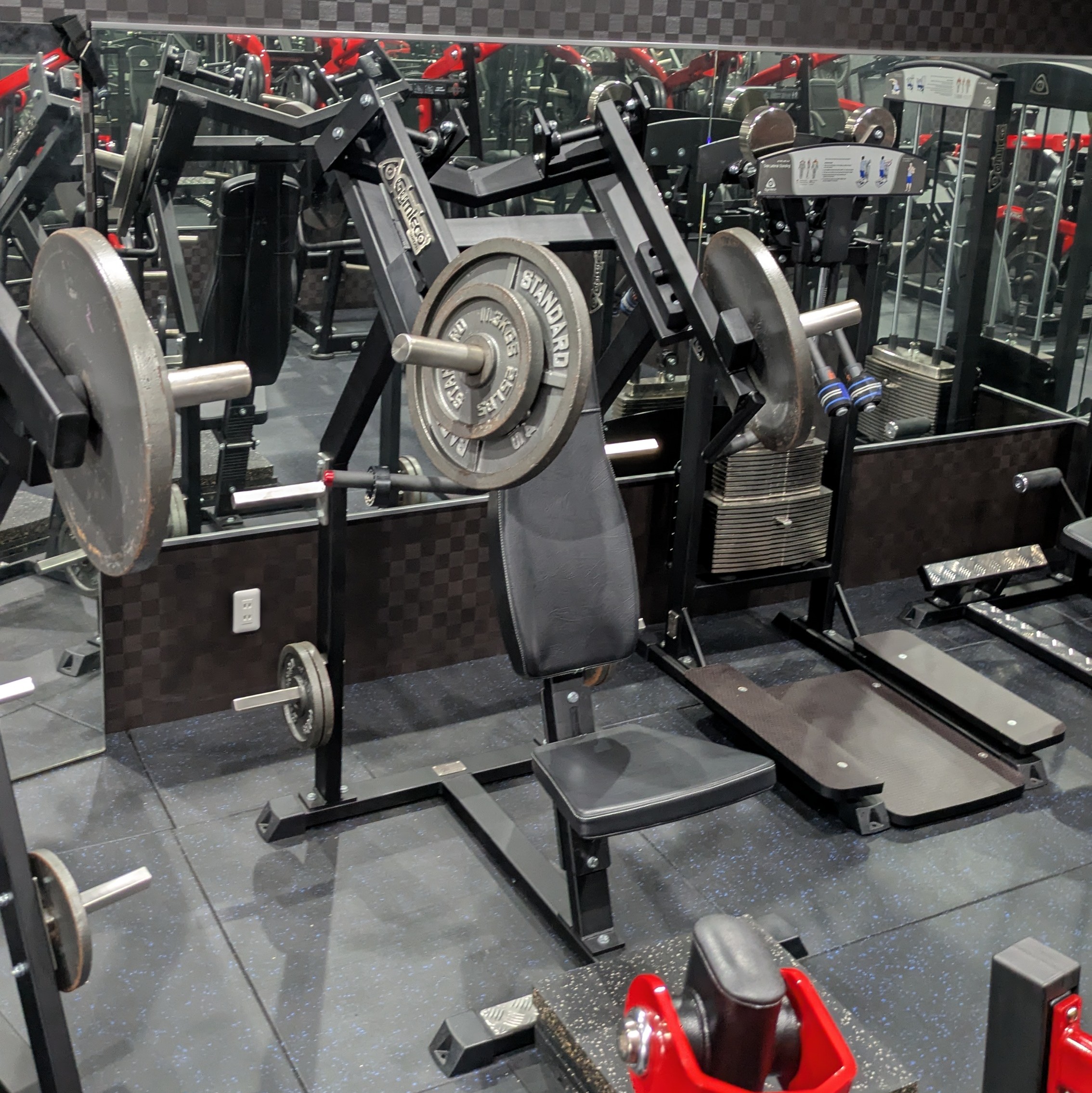 Gymleco ラテラル インクライン ベンチプレス